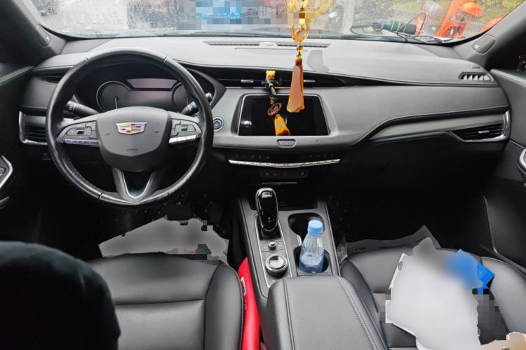 Used Cadillac XT4 2020 28T Two-Wheel-Drive Leading Version