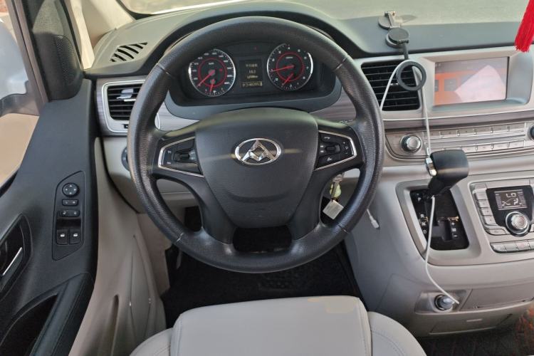 Used SAIC MAXUS G10 2016 2.0T Automatic Fashion Edition Steering Wheel