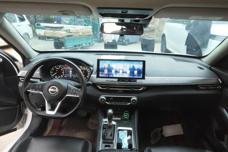 Used Nissan Teana 2022 2.0L XL-TLS Enjoyment Edition Center Console