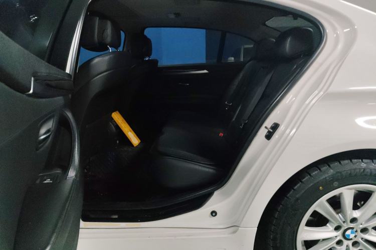 Used BMW 5 Series 2013 525Li Luxury Model