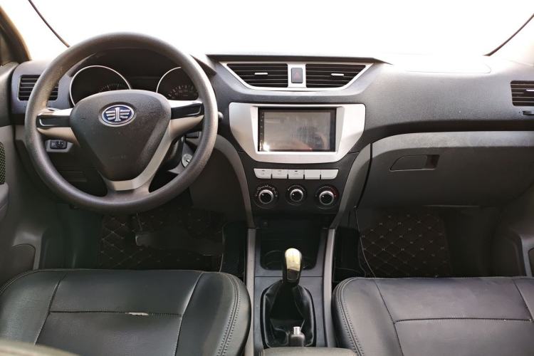 Used FAW Senya S80 2014 1.3L Manual 5-Seater Classic Edition
