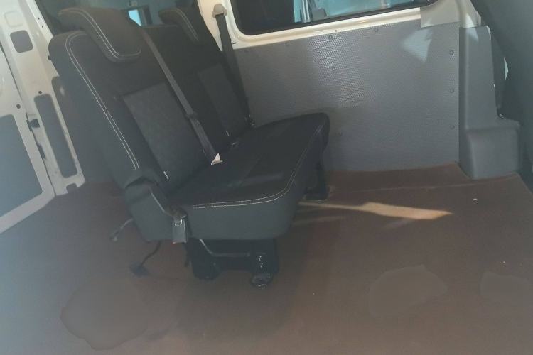 Used SAIC MAXUS Xintu V80 2021 2.0T PLUS AMT City Edition Short Wheelbase Ultra-Low Roof 5/6-Seater
