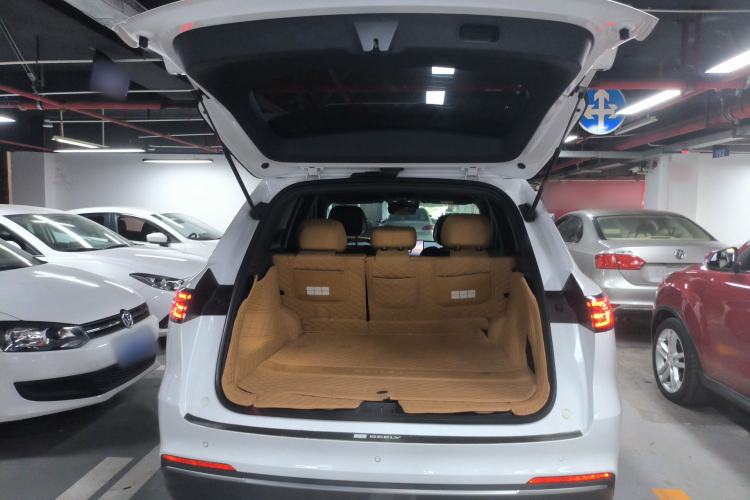 Used Geely Galaxy Xingjian 7 EM-i 2025 120km Launch+ Version Trunk
