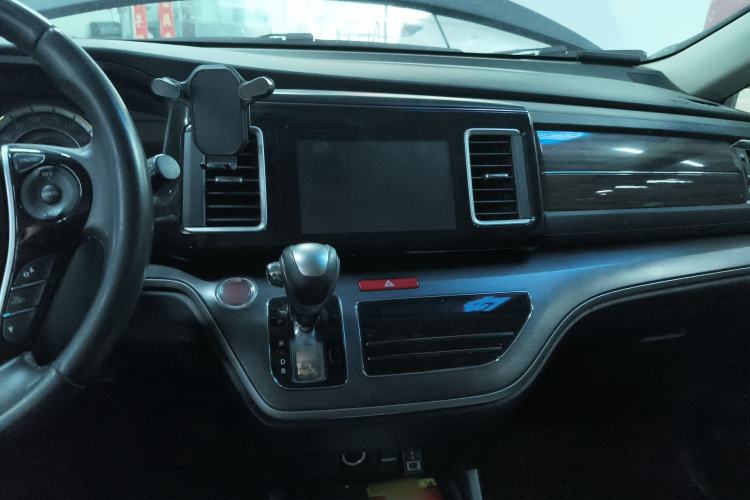 Used Honda Elysion 2016 2.4L Luxury Edition
