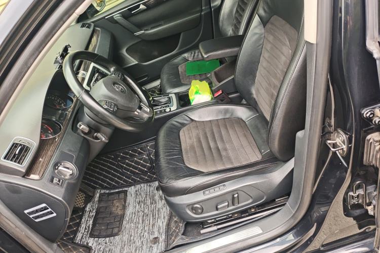 Used Volkswagen Magotan 2012 Facelift 2.0 TSI Prestige Model