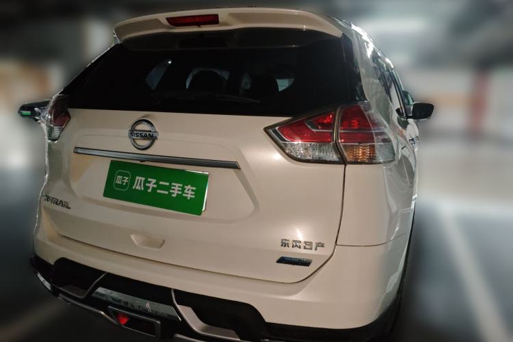 Used Nissan X-Trail 2015 2.0L CVT Comfort MAX Edition 2WD