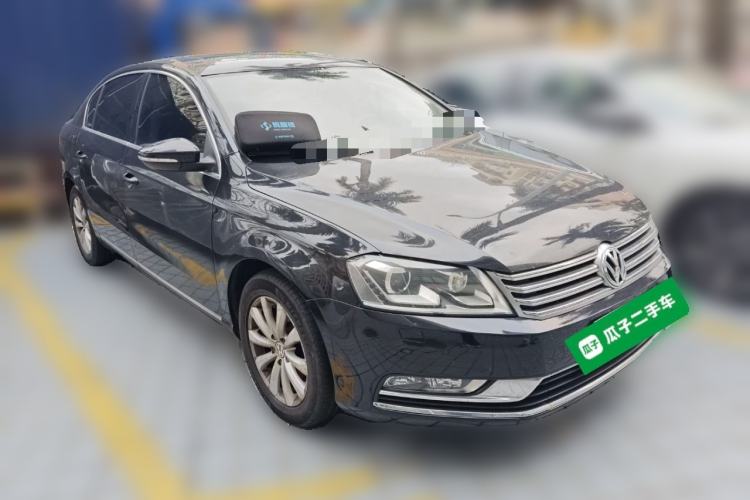 Used Volkswagen Magotan 2015 1.8TSI Luxury Model Front Right 45 Deg