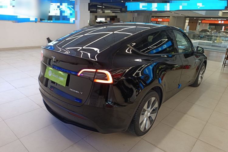 Used Tesla Model Y 2022 Rear-Wheel-Drive Version
