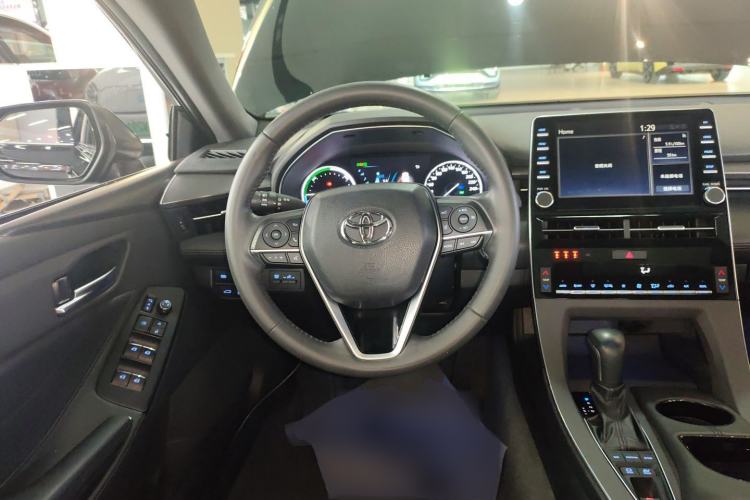 Used Toyota Avalon 2019 Dual-Engine 2.5L Luxury Edition China VI Standard