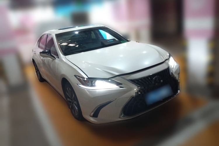 Used Lexus ES 2023 200 Excellence Edition