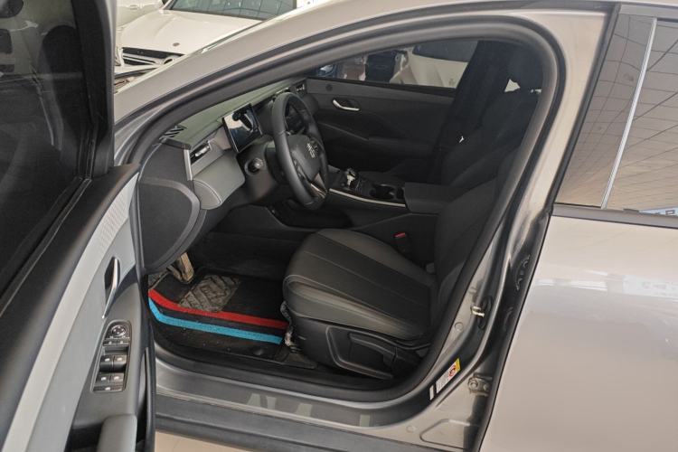 Used BYD Qin PLUS 2025 DM-i Smart Drive 55KM Leading Model