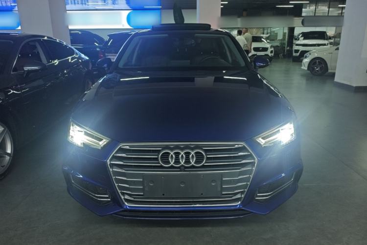 Used Audi A4L 2018 30th Anniversary Edition 40 TFSI Fashion Model