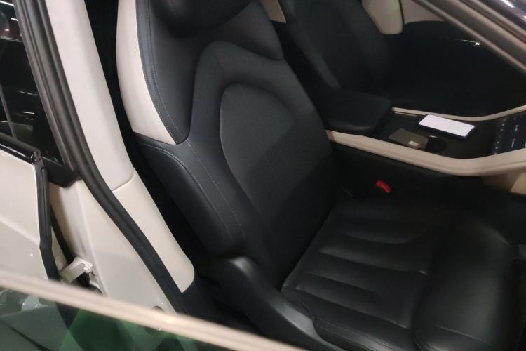 Used IM LS7 2024 90 kWh Max Elite Rear-Drive Version
