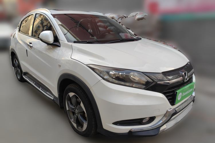 Used Honda Vezel 2017 1.8L CVT Front-Wheel Drive Pioneer Edition Front Right 45 Deg