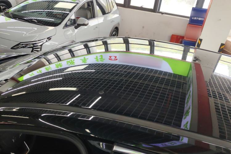 Used Hongqi E-QM5 2021 Online Booking Charging T3 Edition 4 Seats