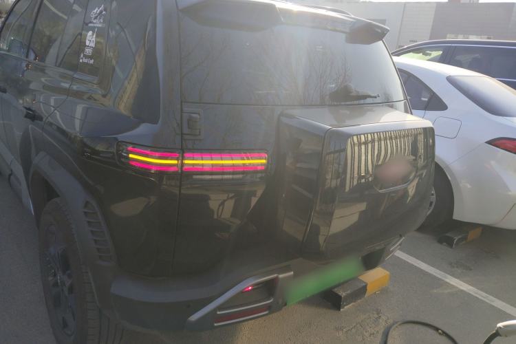 Used Formula Leopard Titanium 3 2025 501 km Range Rear-Wheel Drive Intelligent Driving Max Edition