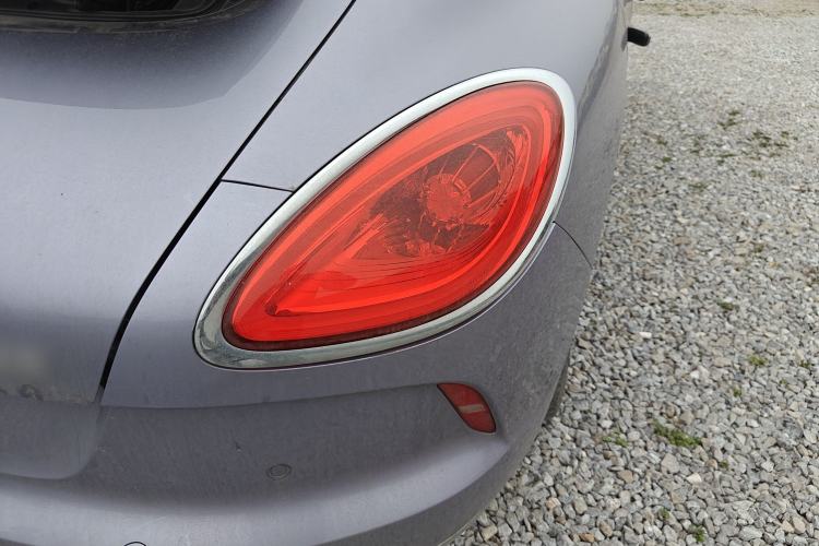 Used ORA Lightning Cat 2022 555 km Luxury Edition
