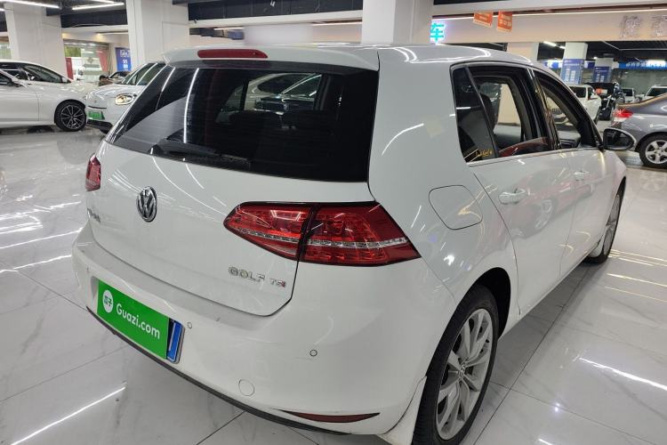 Used Volkswagen Golf 2016 280TSI Automatic Flagship Model Rear Right 45 Deg