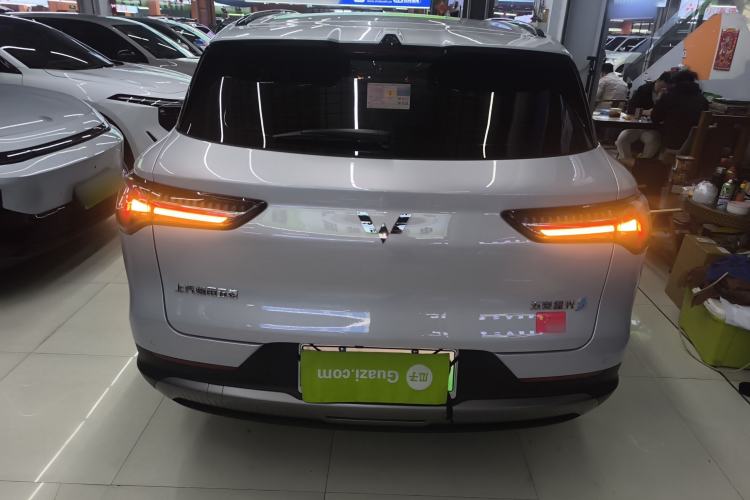 Used Wuling Xingguang S 2024 130 km Flagship Version Rear