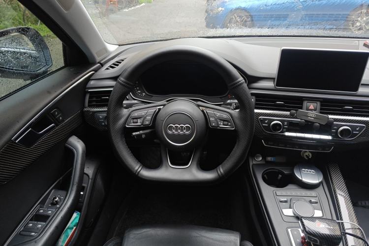 Used Audi A4 2017 45 TFSI allroad quattro Sport model Steering Wheel