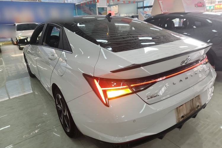 Used Hyundai Elantra 2022 240TGDi DCT LUX Prestige Edition