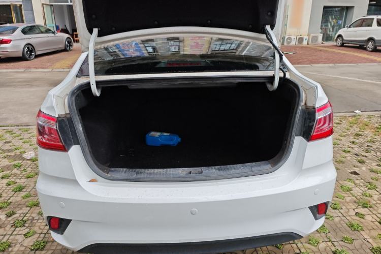 Used CHANGAN Eado DT 2018 1.6L Manual Smart Enjoyment Model
