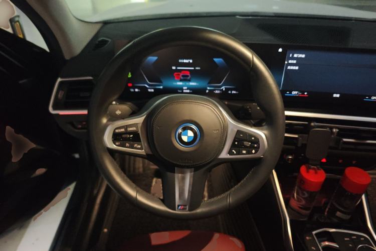 Used BMW i3 2022 eDrive 35 L Steering Wheel