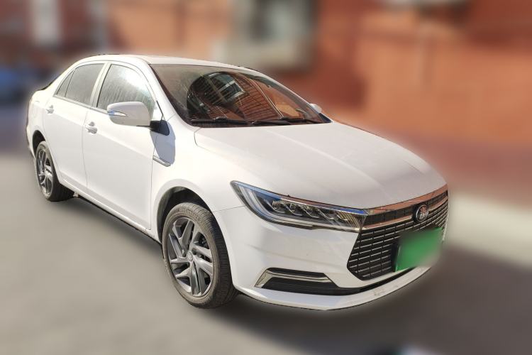 Used BYD Qin New Energy 2019 High-Range Luxury Model
