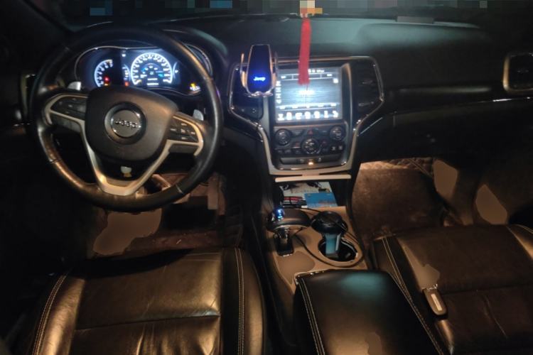 Used Jeep Grand Cherokee 2014 3.0L Comfort Navigation Edition