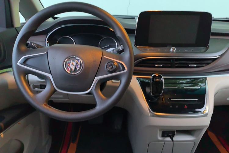 Used Buick GL8 2023 Land Executive Class Comfort Model
