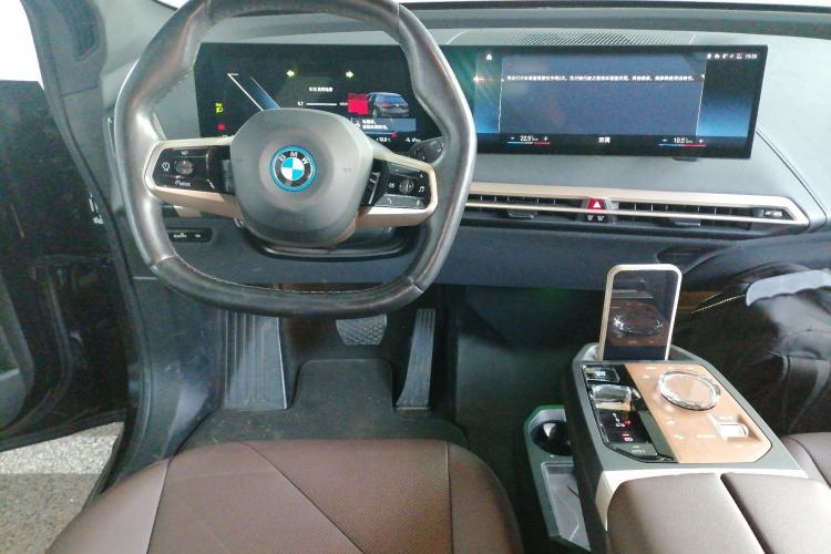 Used BMW iX 2022 xDrive40
