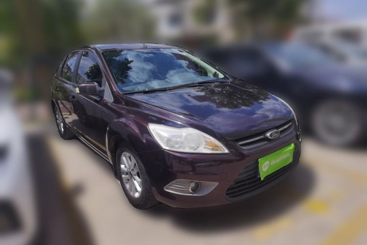 Used Ford Focus 2013 Sedan Classic 1.8L Manual Base Model
