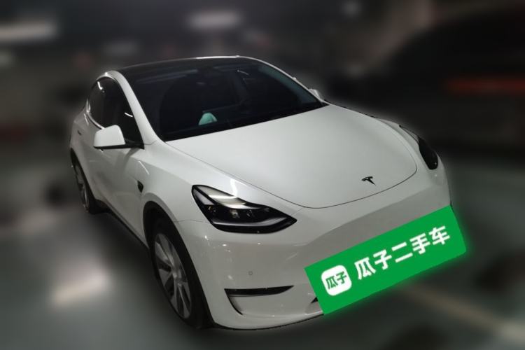 Used Tesla Model Y 2021 Standard Range Rear-Wheel Drive Version Front Right 45 Deg