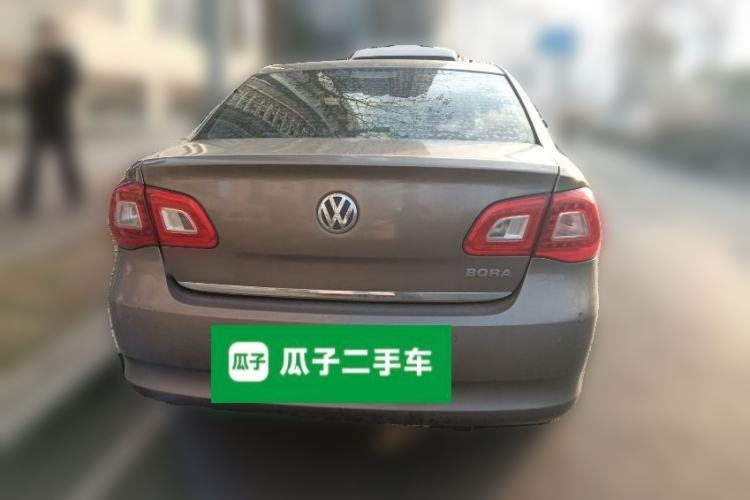 Used Volkswagen Bora 2012 1.6L Manual Fashion Edition
