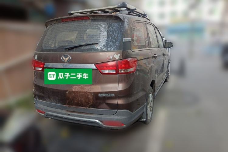 Used HYOSOW H3 2015 1.5L manual luxury version
