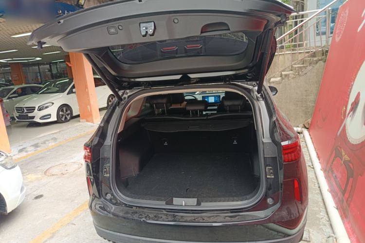 Used Haval H6 2022 3rd Generation 1.5T Automatic Two-Wheel Drive Supreme+ Trunk