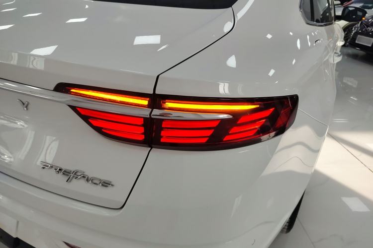 Used Geely Auto Preface 2021 2.0TD Luxury Version Right Rear Taillight