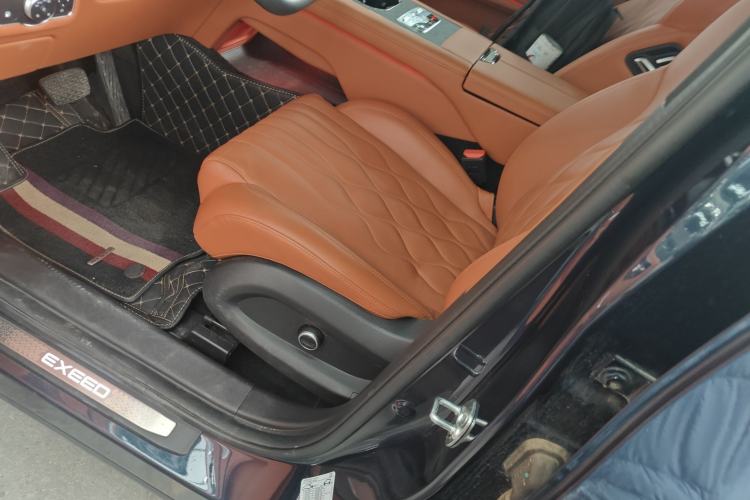 Used EXEED Lanyue C-DM 2025 180 Ultra-Long Range Ultra All-Wheel Drive 6-Seater Left Front Seat