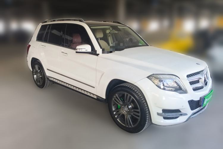 Used Mercedes-Benz GLK-Class 2013 Facelift GLK 300 4MATIC Fashion Edition Front Right 45 Deg