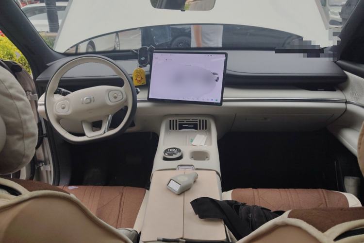 Used CHANGAN NEVO Q07 2025 215 Prestige Edition
