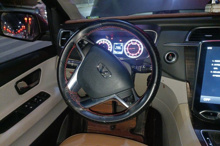 Used Huasong 7 2017 2.0T Automatic Elite Edition