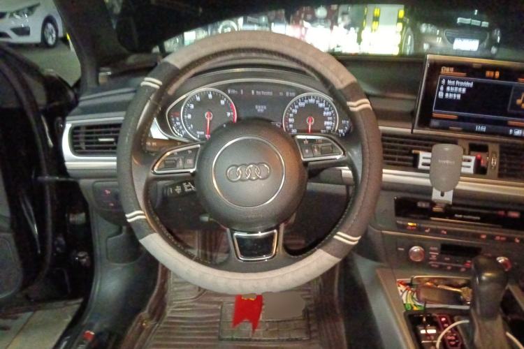 Used Audi A6L 2018 30th Anniversary Edition 45 TFSI quattro Sport model Steering Wheel