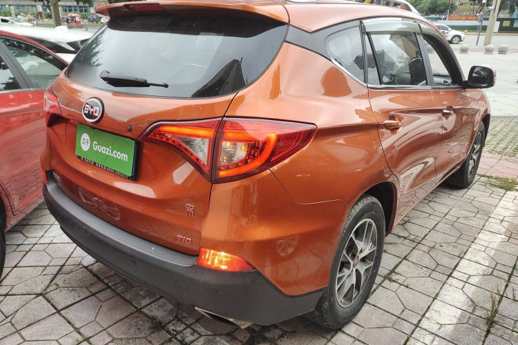 Used BYD Song 2016 GaiShi Edition 1.5TID Automatic Elite Model
