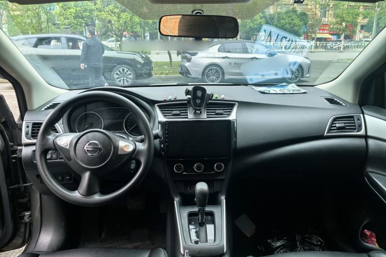 Used Nissan Sylphy 2022 Classic 1.6XE CVT Comfort Edition Interior 1