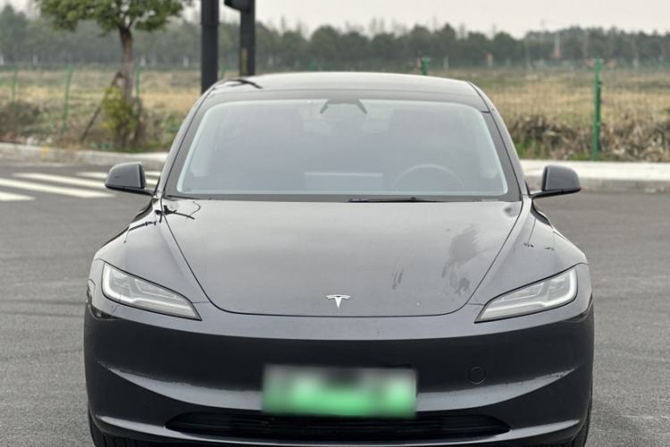 Used Tesla Model 3 2023 Rear-Wheel-Drive Version
