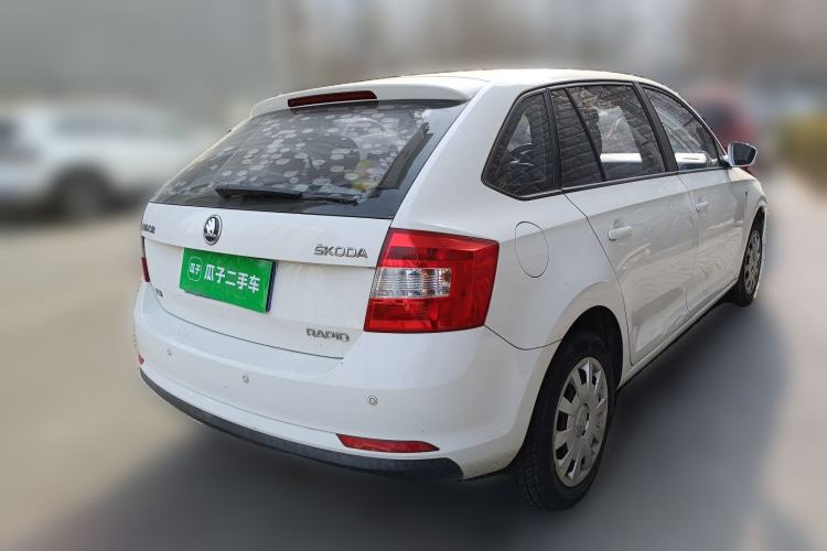 Used Skoda Rapid Spaceback 2014 1.4TSI DSG Enjoyment Edition