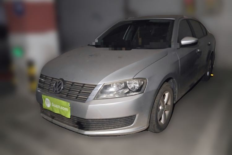 Used Volkswagen Lavida 2013 Revised Classic 1.6L Manual Fashion Edition