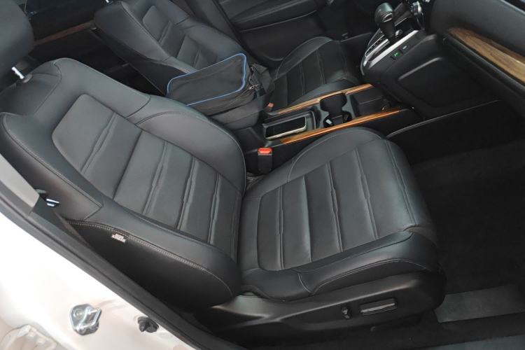 Used Honda CR-V 2019 240TURBO CVT 2WD Fashion Edition China VI Right Front Seat