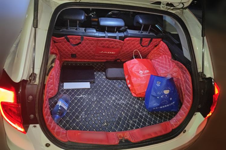 Used Honda Jade 2017 1.8L automatic Comfort version 5 seats
