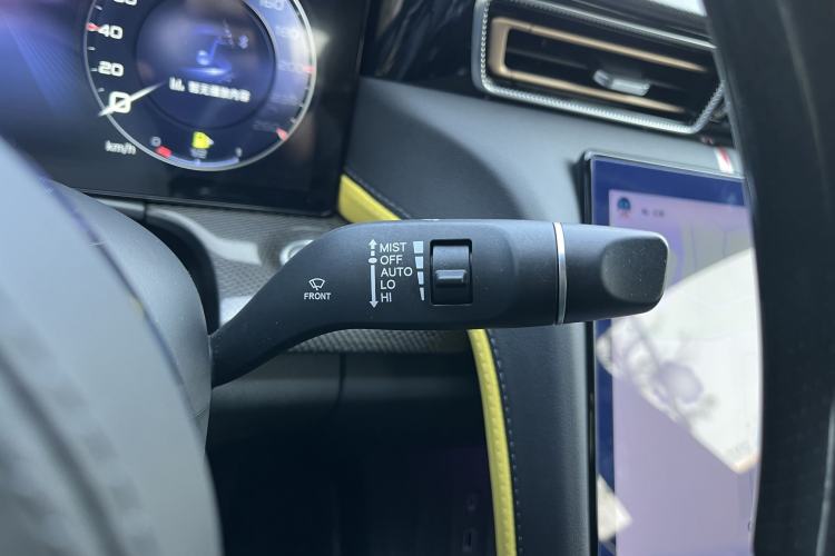 Used Hongqi H6 2023 2.0T ZhiShang Version
